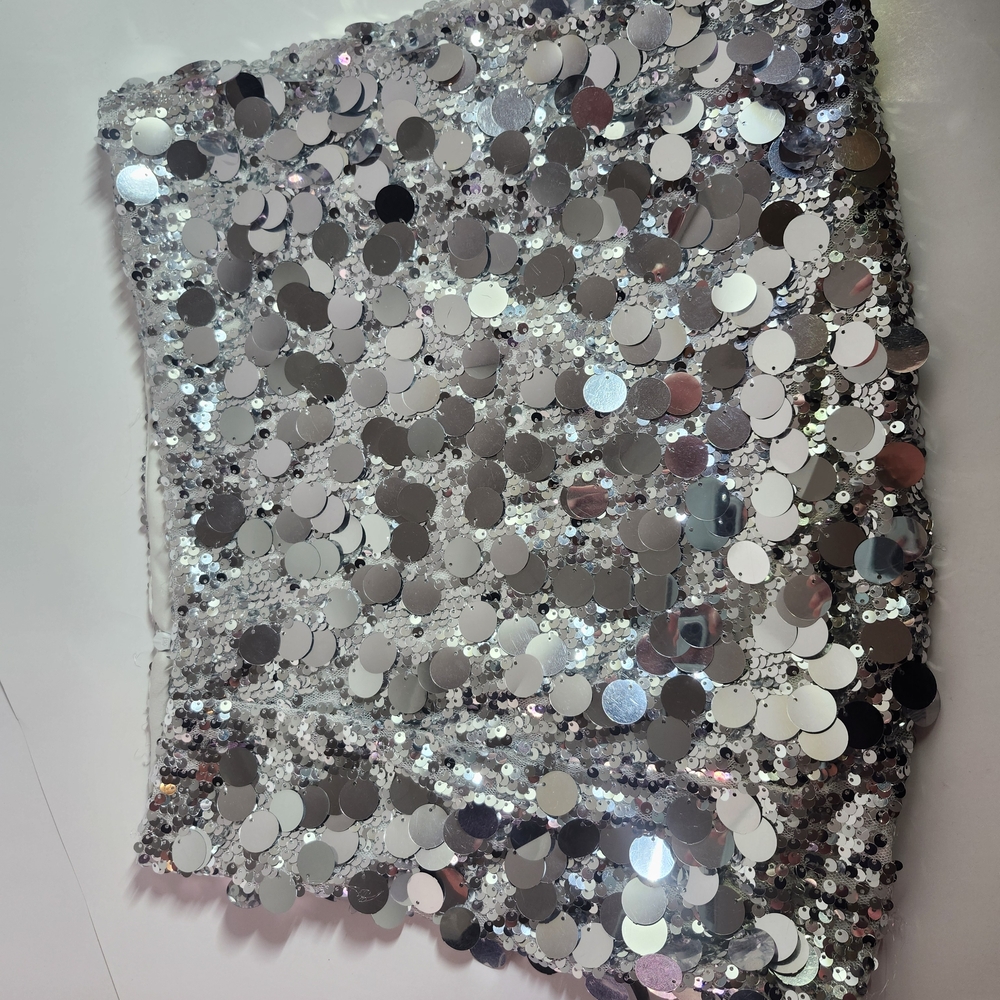 French Kyss Silver Sequin Pencil Mini Skirt